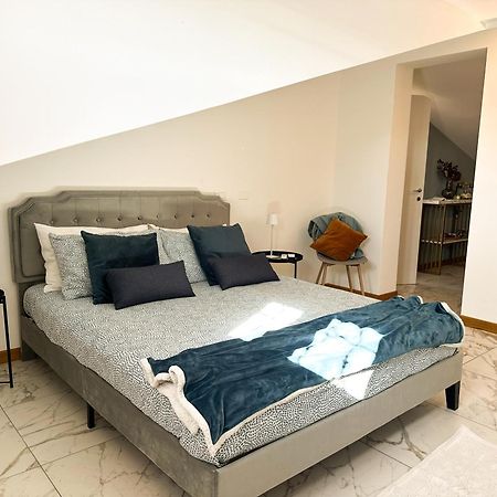 Carolas Luxury House ฟิวมิชีโน ภายนอก รูปภาพ