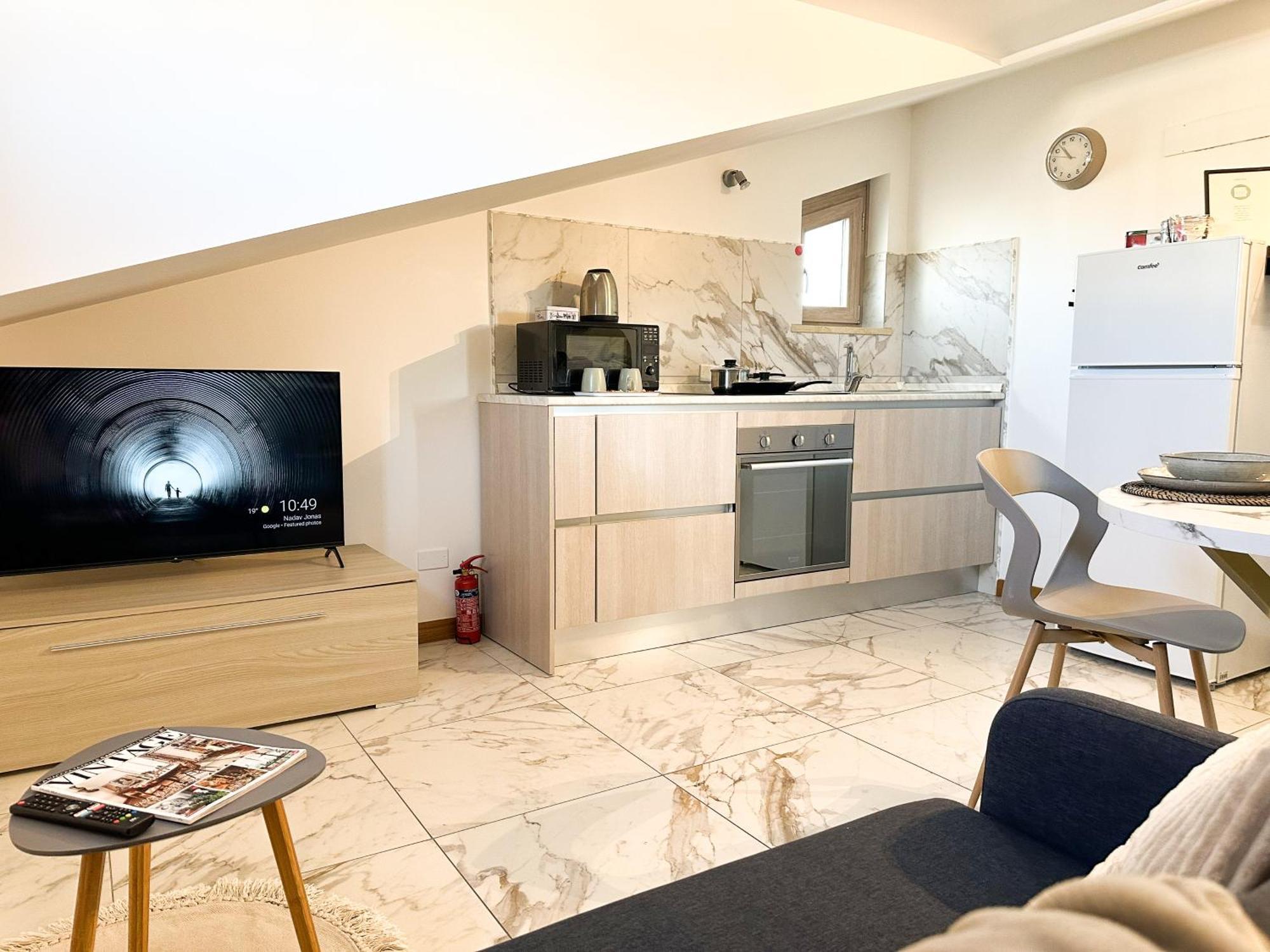 Carolas Luxury House ฟิวมิชีโน ภายนอก รูปภาพ