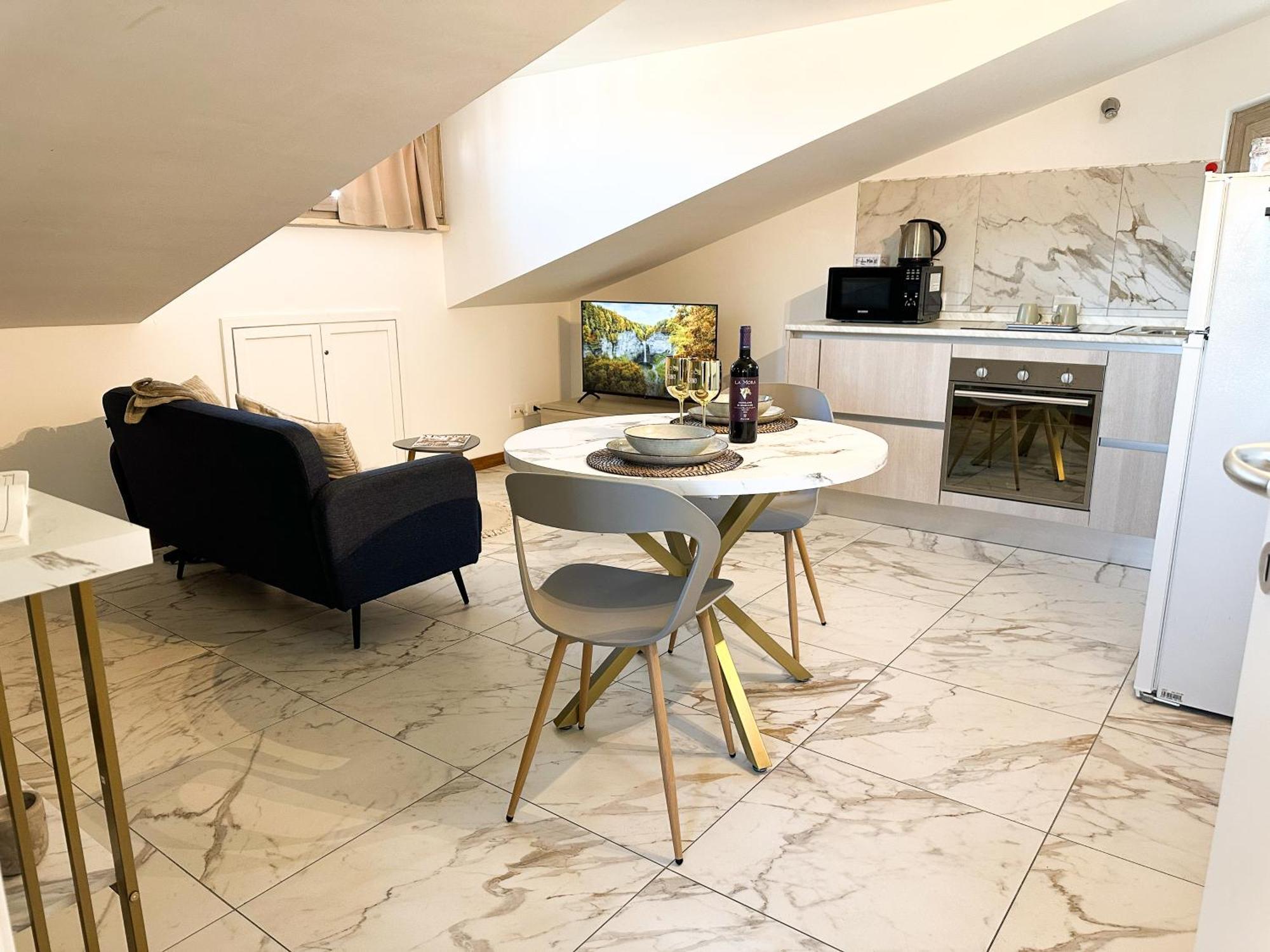 Carolas Luxury House ฟิวมิชีโน ภายนอก รูปภาพ